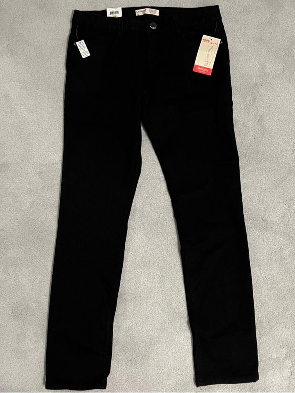No Boundaries Junior’s Slim Straight Jeans